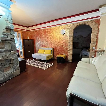 Apartament Central تارجو نيمت المظهر الخارجي الصورة