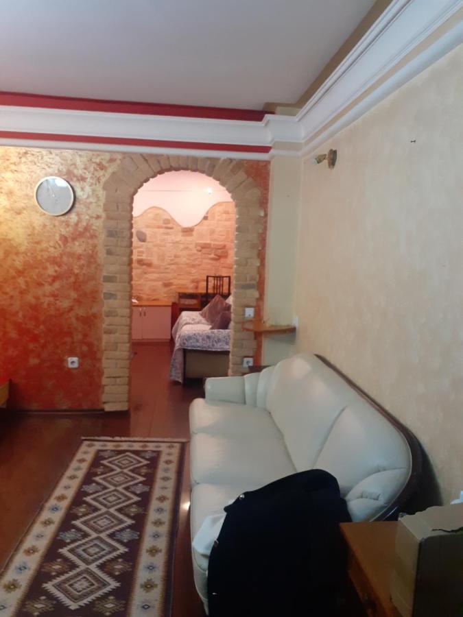 Apartament Central تارجو نيمت المظهر الخارجي الصورة